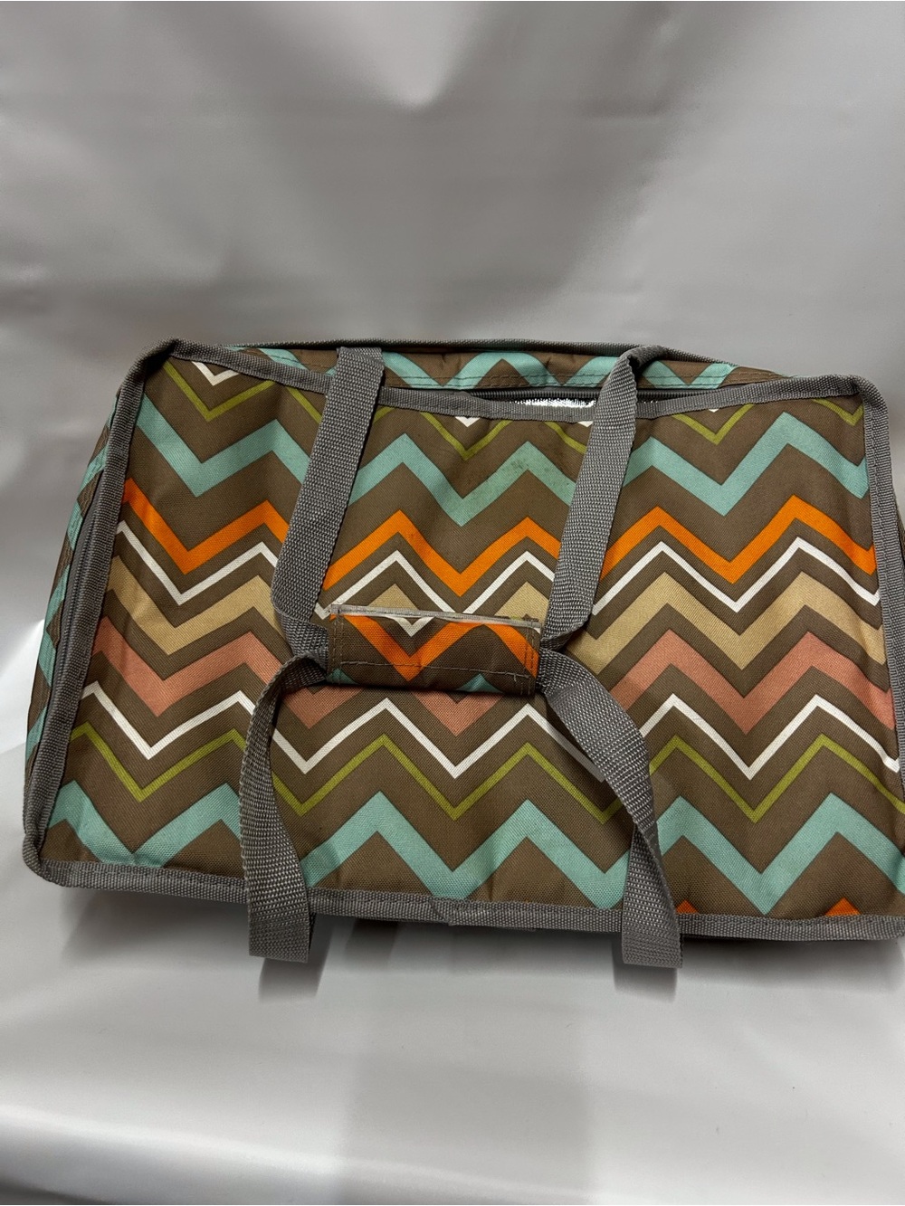 Anchor Hocking Chevron casserole carrier - Brown, Teal, Orange, Olive